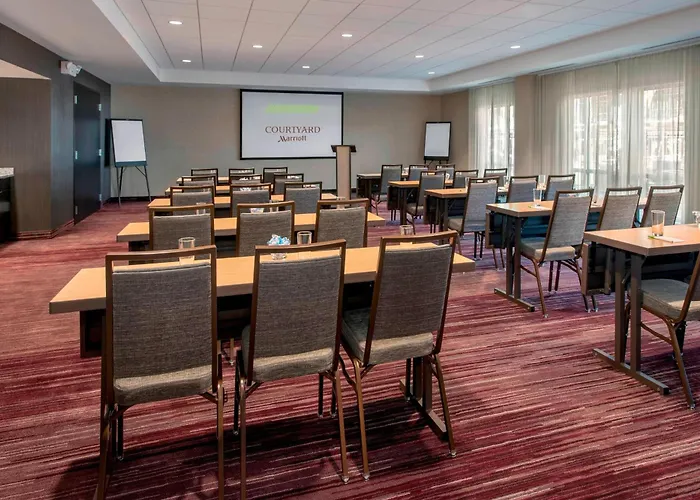 Courtyard By Marriott Schenectady At Mohawk Harbor