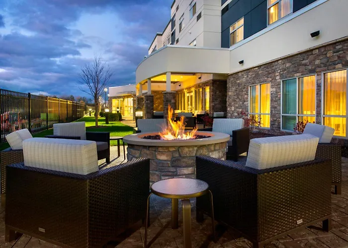 Courtyard By Marriott Schenectady At Mohawk Harbor