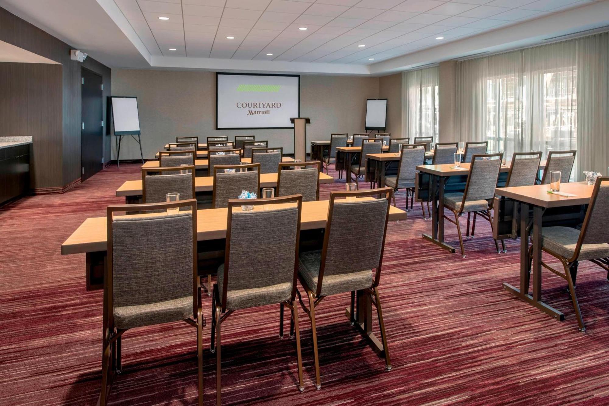 Hotel Courtyard By Marriott Schenectady At Mohawk Harbor