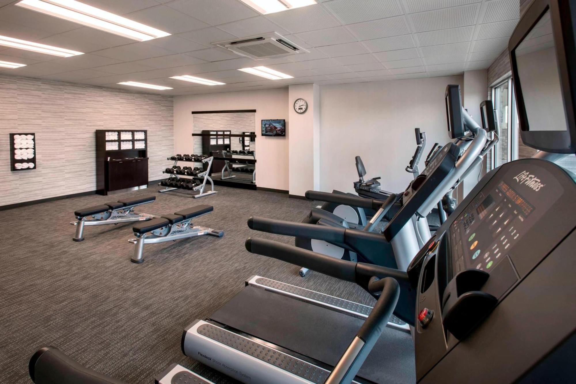 Hotel Courtyard By Marriott Schenectady At Mohawk Harbor Schenectady