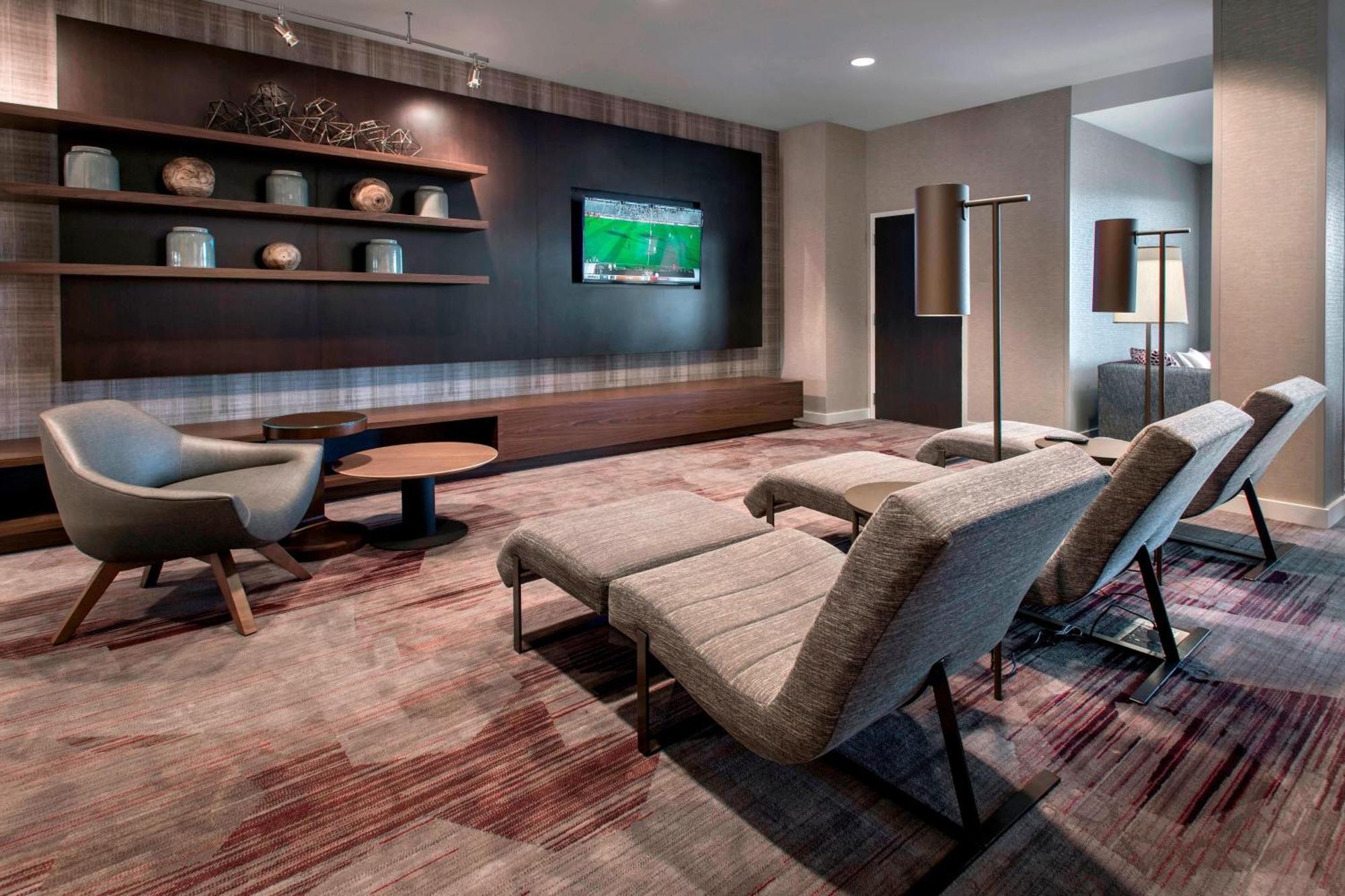 Courtyard By Marriott Schenectady At Mohawk Harbor