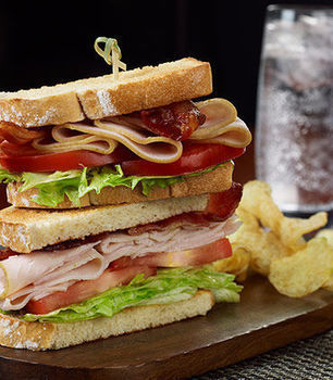 Courtyard By Marriott Schenectady At Mohawk Harbor 3* Schenectady